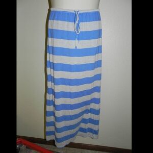 C&C California Skirt XS Womens Pull On NWT